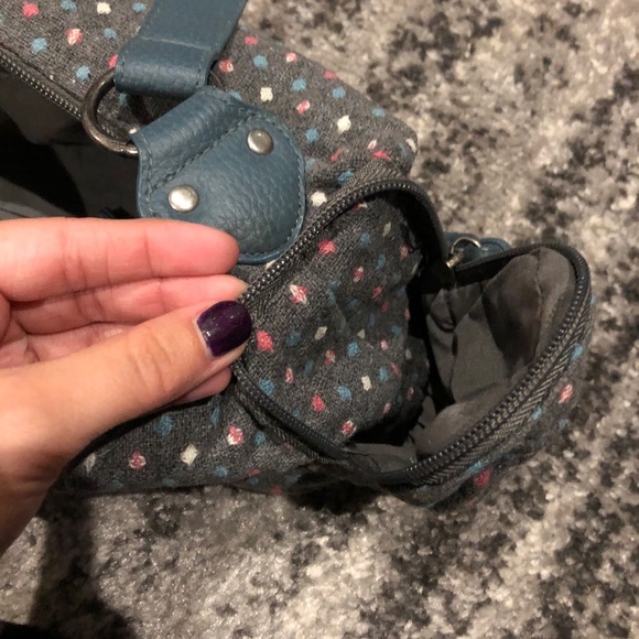 Small Target purse-blue grey with cameo detail - Picture 6 of 7